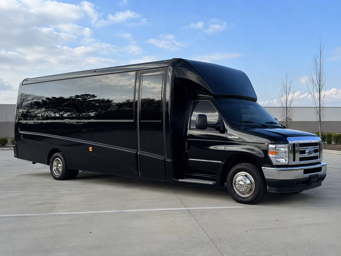 corporate and employee shuttle transportation in hillsboro