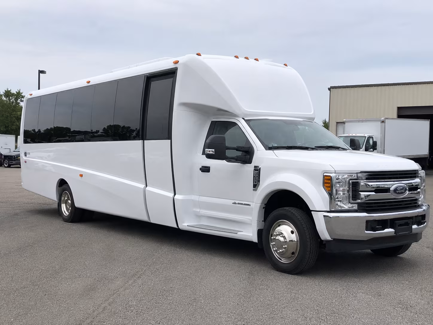 corvallis charter buses for corporate transportation