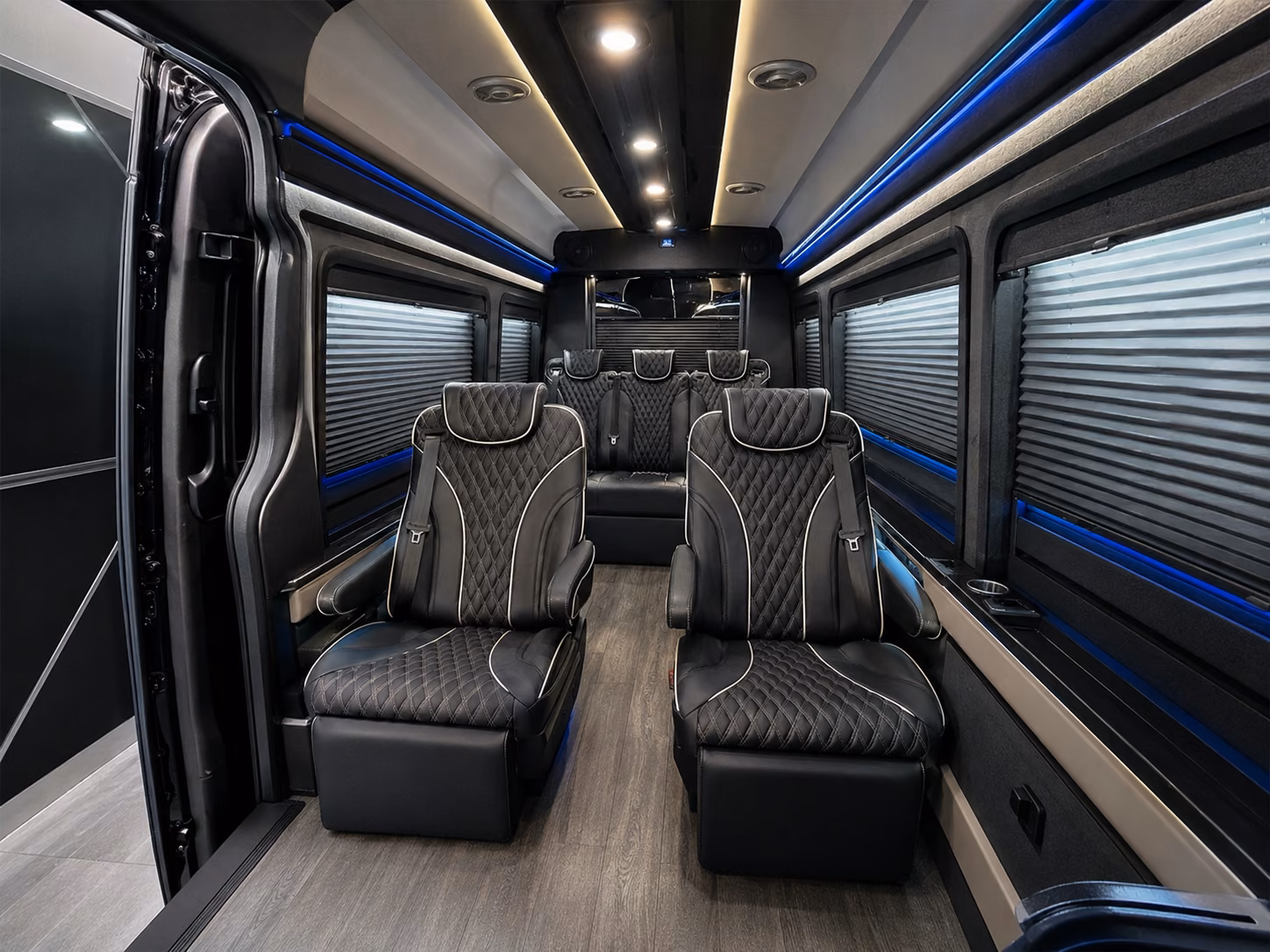 need a bus for a private flight arriving at hillsboro airport hio